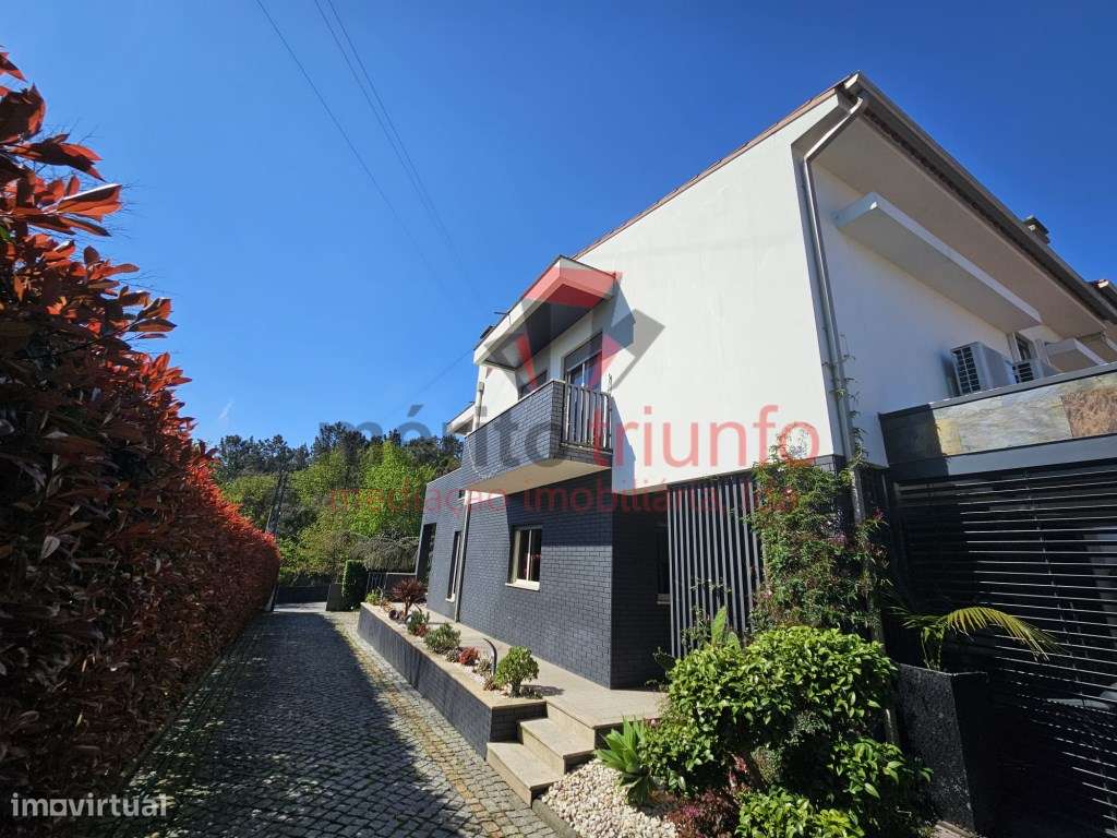 FANTÁSTICA MORADIA T3 C/ PISCINA - MANHENTE - BARCELOS-7