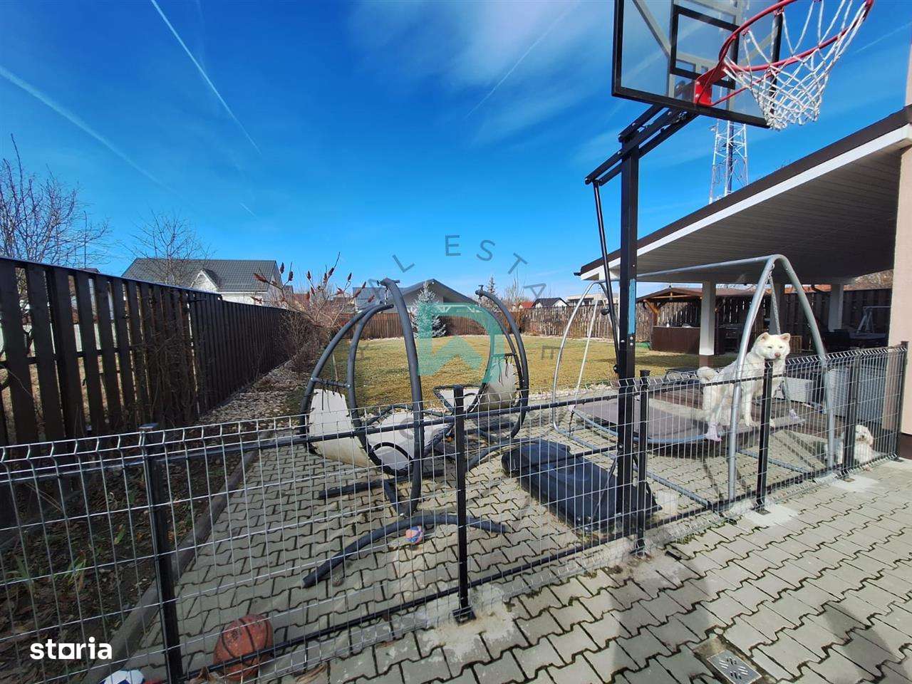 Casa 5 camere Stupini - Imagine principală: 4/20