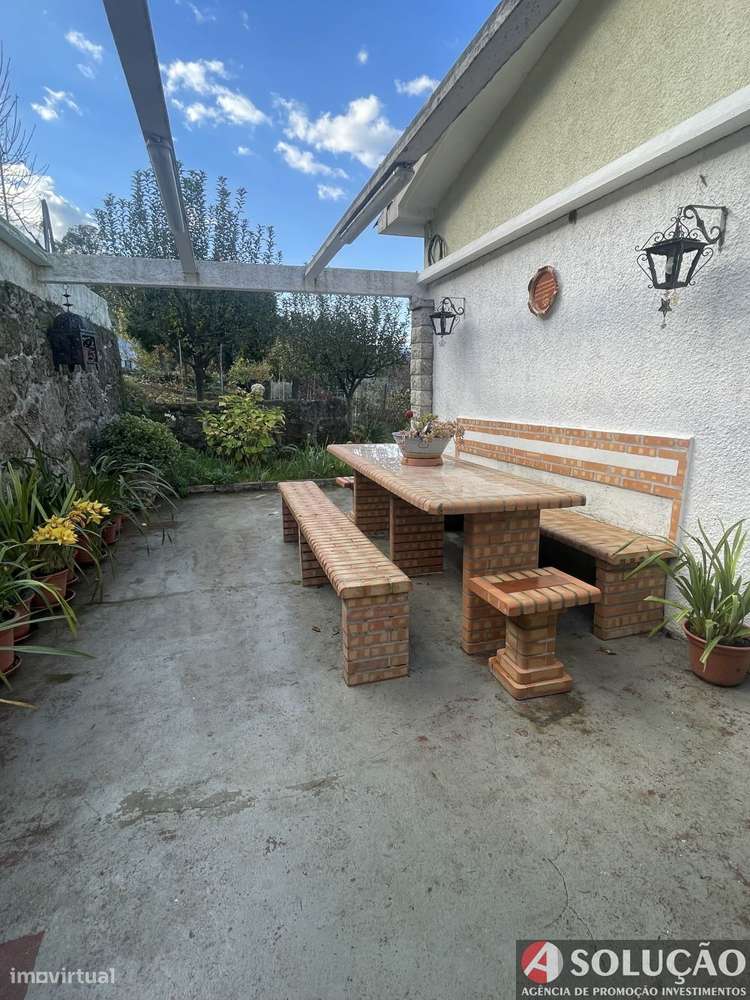 Moradia Isolada - Vistas desafogadas-16