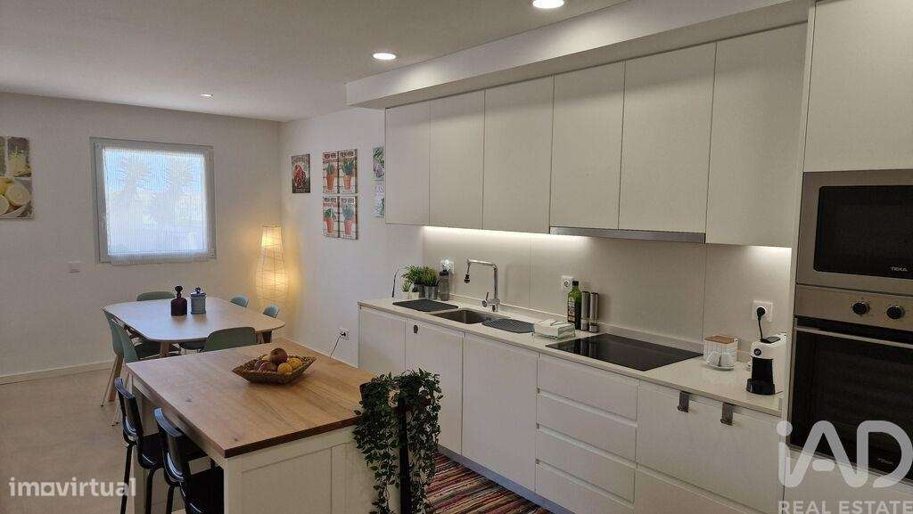 Apartamento T2 em Atouguia da Baleia de 90,00 m2 - Grande imagem: 4/23