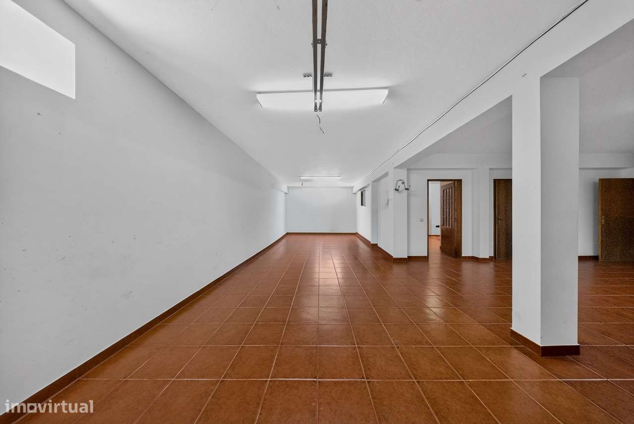 MORADIA T4 C/ GARAGEM FECHADA | MINDE - ALCANENA-38