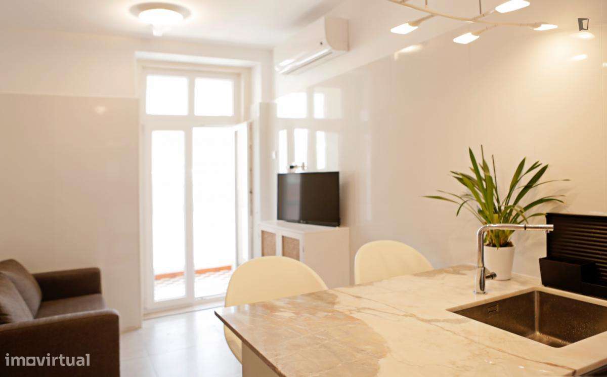 Apartamento com 4 quartos - localizado em Arroios Lisbon - Grande imagem: 4/8