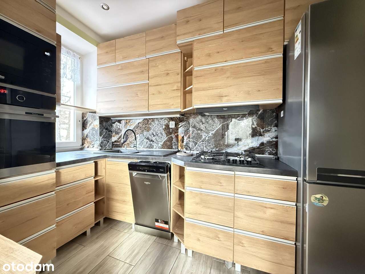 Mieszkanie 50 m² na Stokach + prywatna działka 165 m²-3