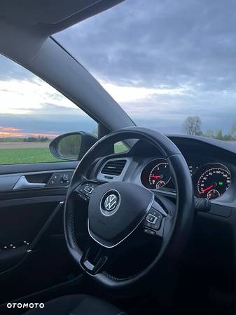 Volkswagen Golf 2.0 TDI BlueMotion Technology DSG Lounge - 15