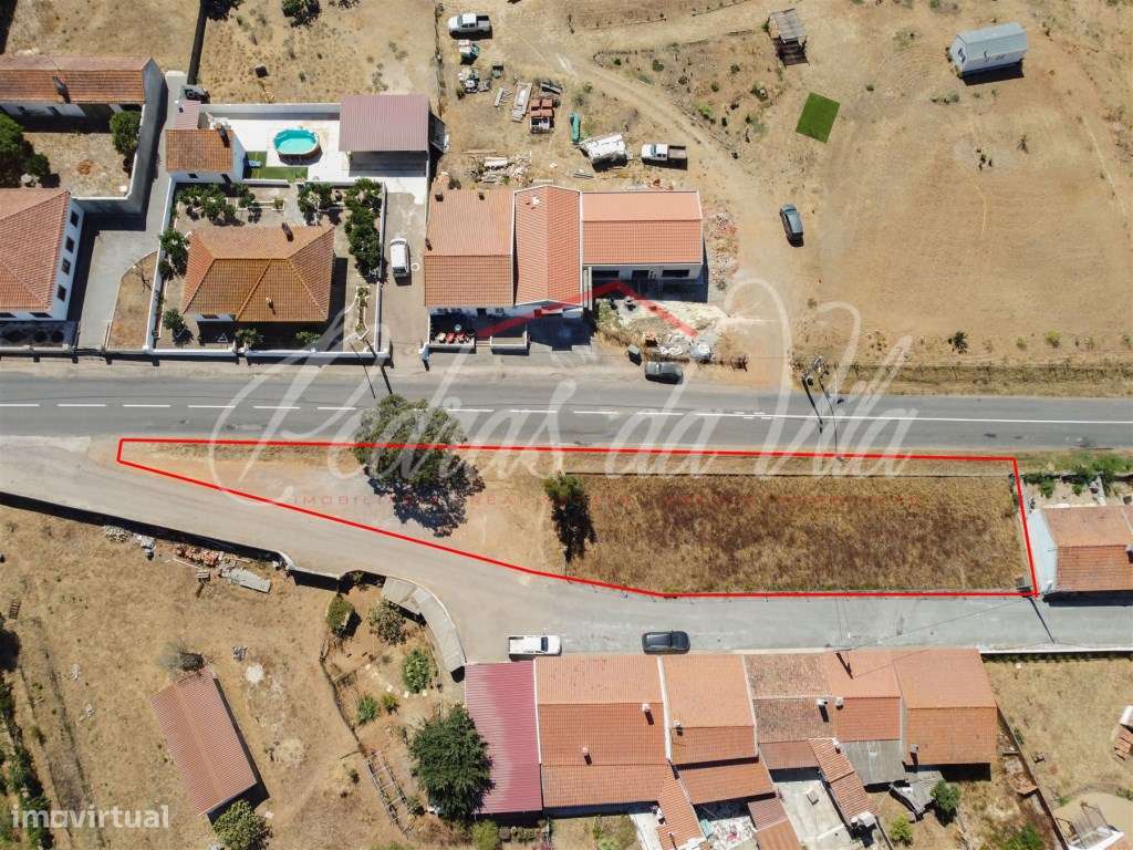 Terreno urbano com 700m2 de construção em Colos - Odemira-8
