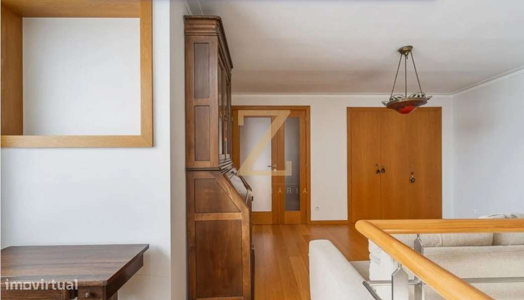 T3 Duplex c/ 2 Terraços em Espinho/  Vista Mar-7