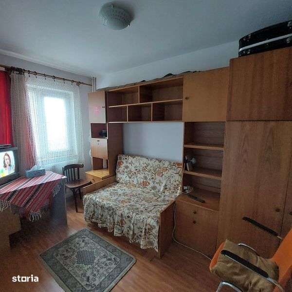 Apartament 3 camere Rosiorii de Vede - Imagine principală: 4/8