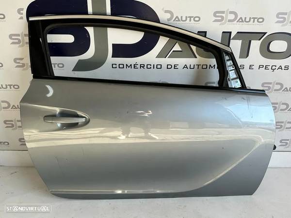 Porta Frente Direita - Opel Astra J (3 portas) - 1