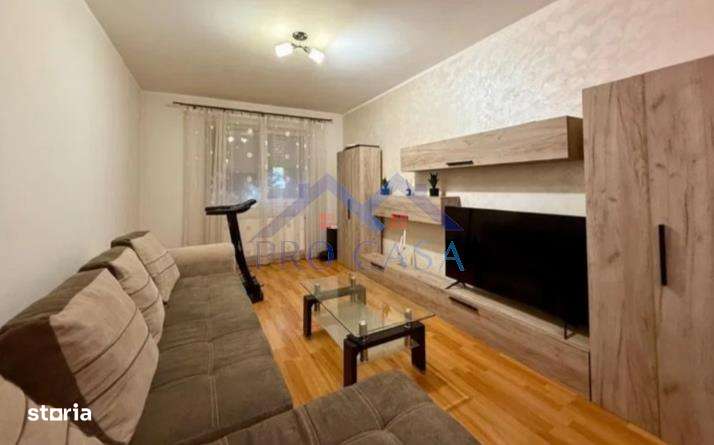 Apartament 2 camere decomandat, Cetate, curte privata , parcare privat-0