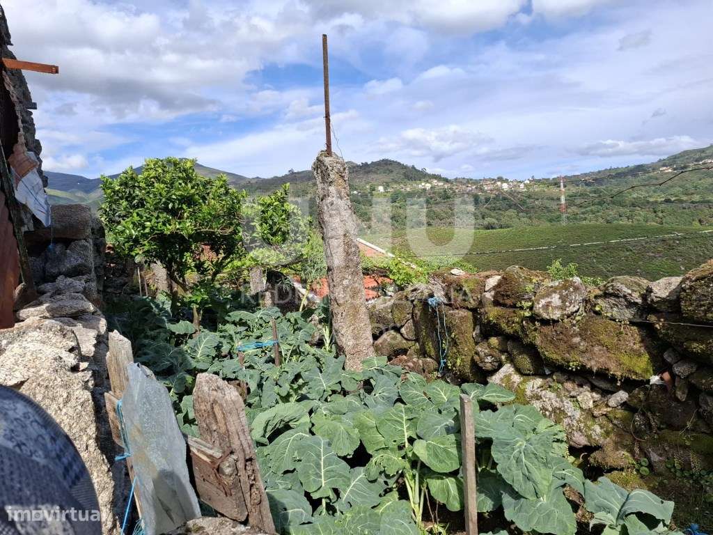 Moradia para recuperar em Carralcova-7