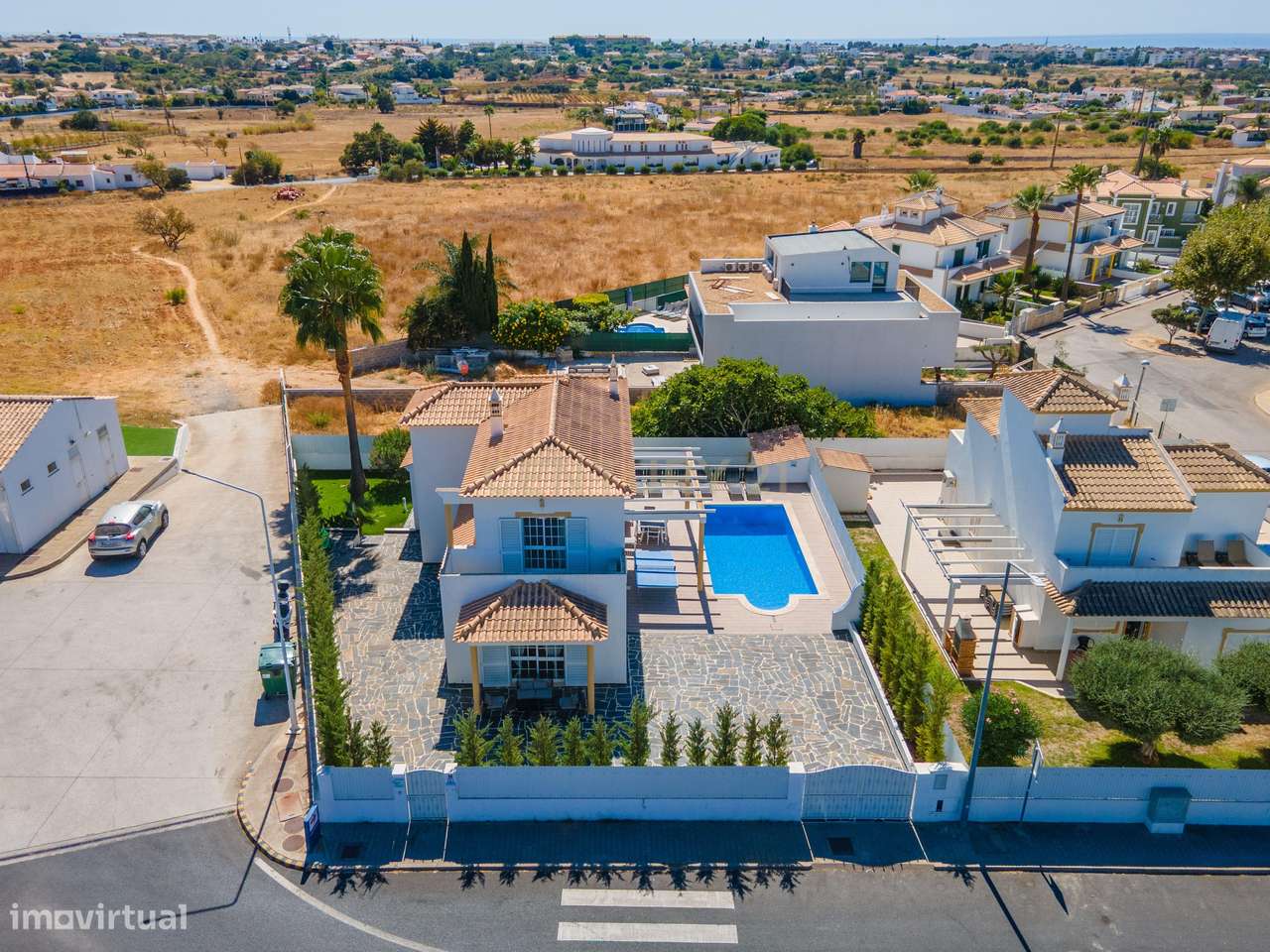 Moradia Isolada T3 com Piscina – Vale de Parra, Albufeira - a 5 minuto - Grande imagem: 1/40