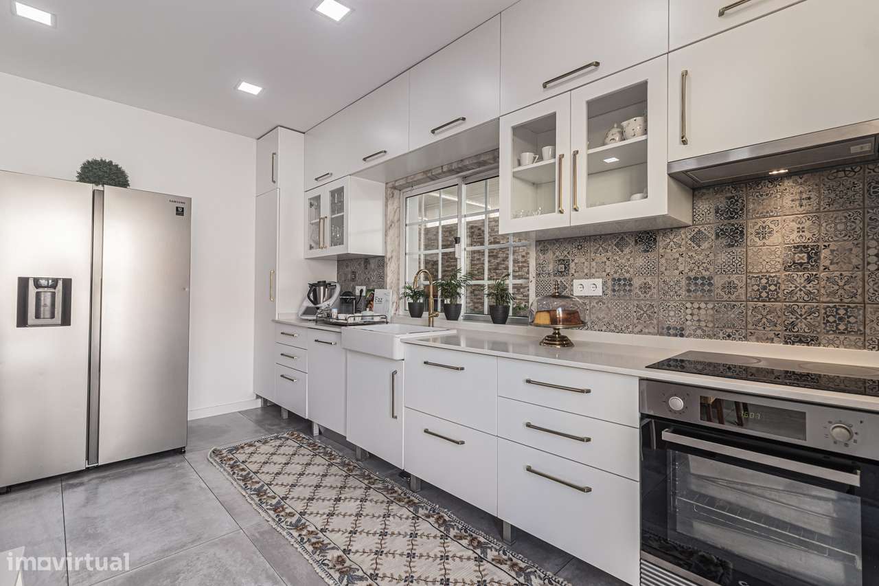 Moradia Isolada T4 com piscina  em Pinhal Frades, Fernão Ferro-10