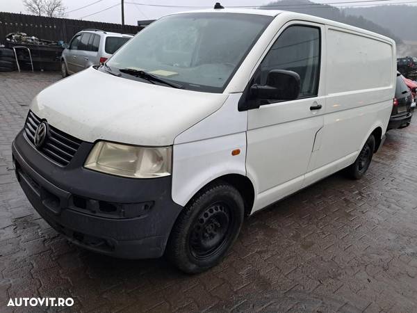 Piese/Dezmembrez VW Transporter T5 motor 2.5TDi AXD - 2