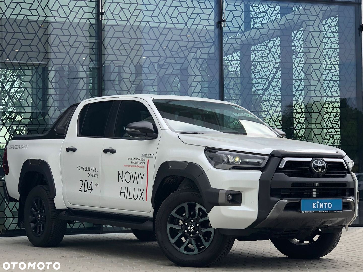 Toyota Hilux 2.8 D-4D Double Cab Invincible Sport 4x4 - 9