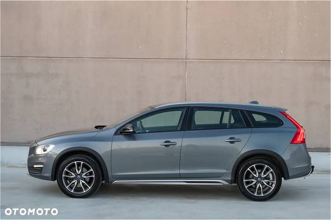 Volvo V60 Cross Country D3 Drive-E Summum - 15