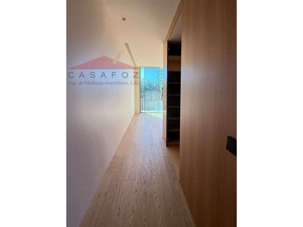 Venda Apartamento T3 Duplex Novo em Nevogilde-22