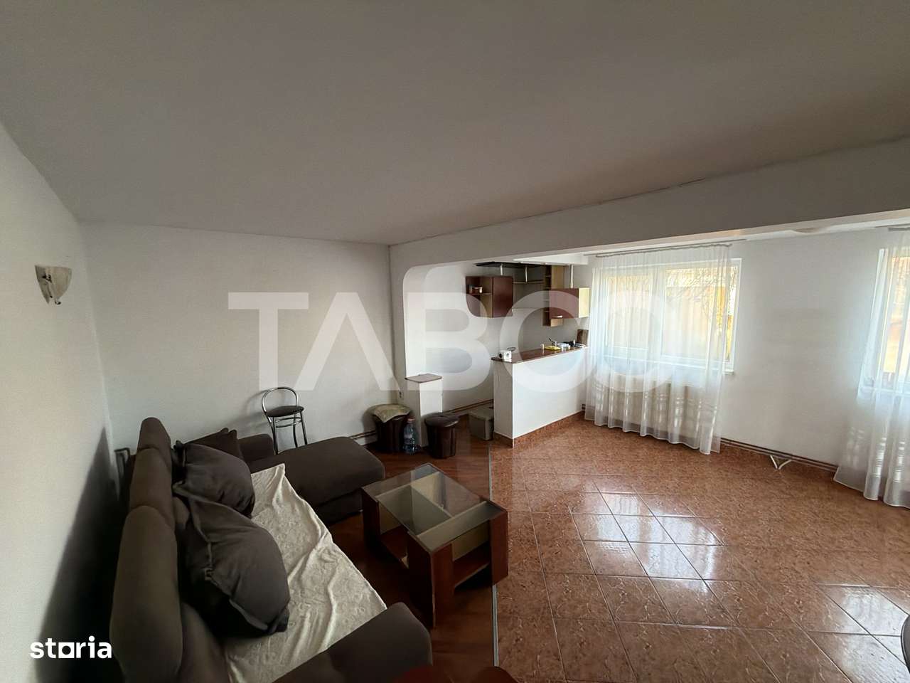 Casa de inchiriat cu 4 camere 160 mpu garaj teren liber 146 m - Imagine principală: 4/11