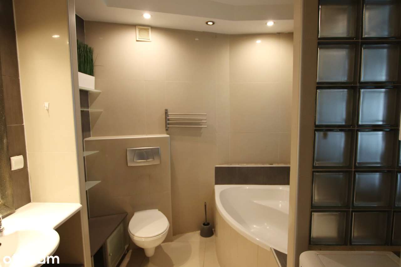 3 pokojowe mieszkanie, 3 min do Rynku gł. Bez prowizji-3