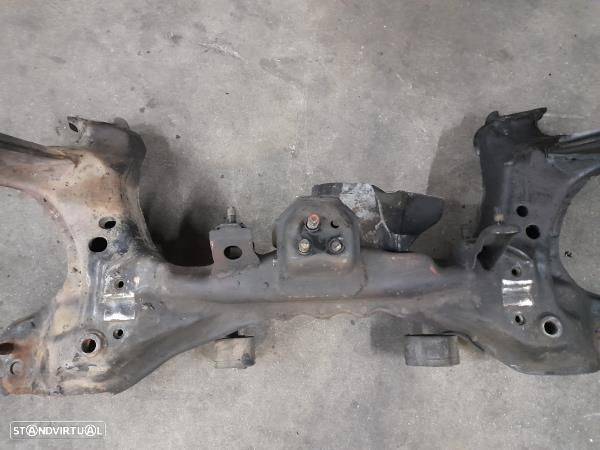 Charriot Frente Mazda 323 P V (Ba) - 3