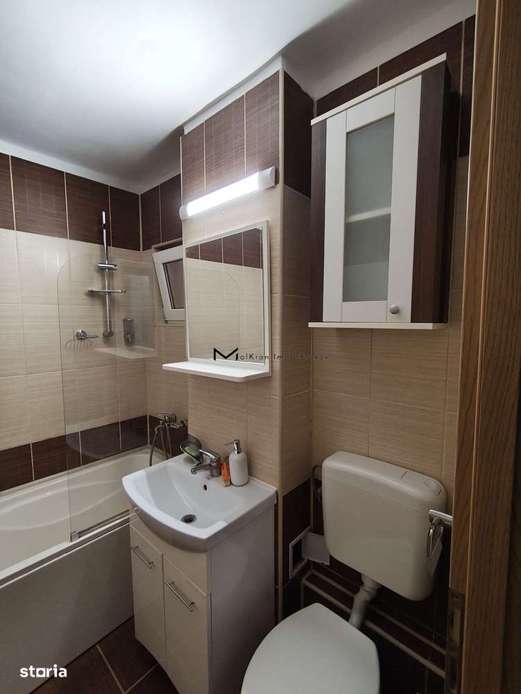 Apartament spațios de închiriat 3 camere Racadau - Imagine principală: 5/8