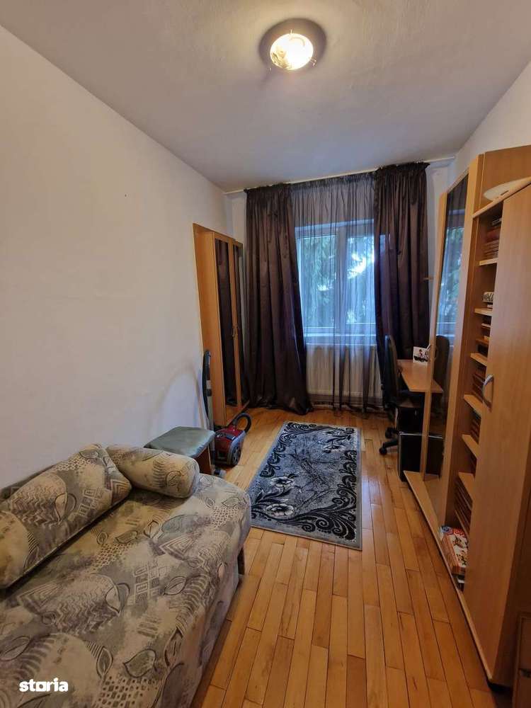 Ap 4 camere decomandat 72 mp 2 balcoane etaj 2 Calea Dumbrăvii/ Dioda-4