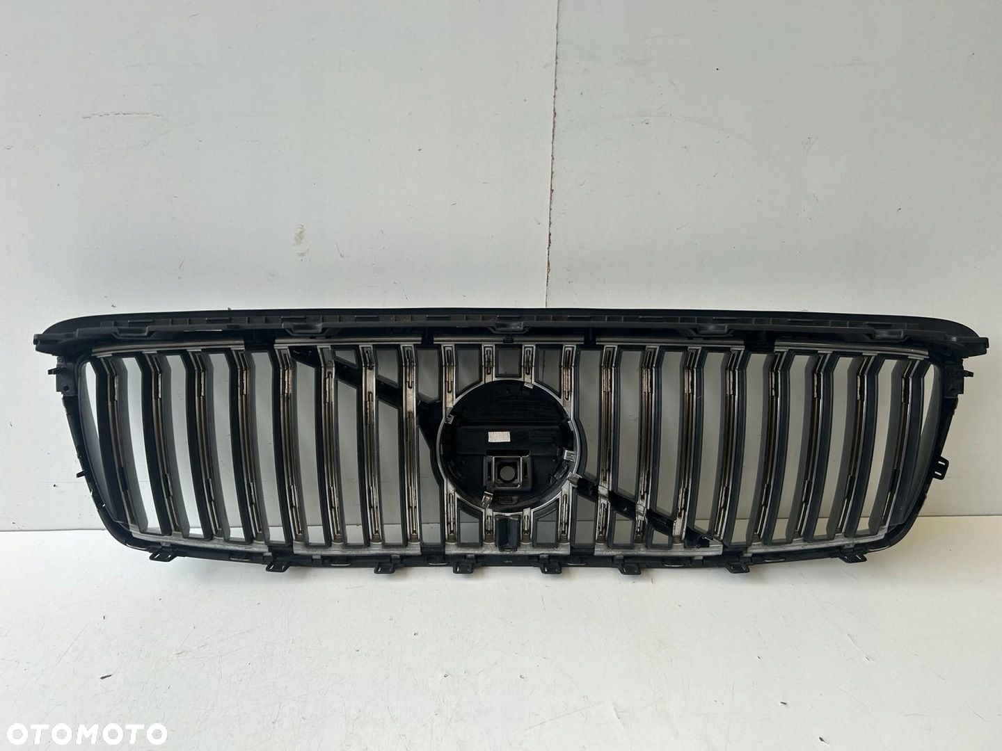 VOLVO XC90 II LIFT ATRAPA GRILL POD KAMERĘ 31698386 - 5