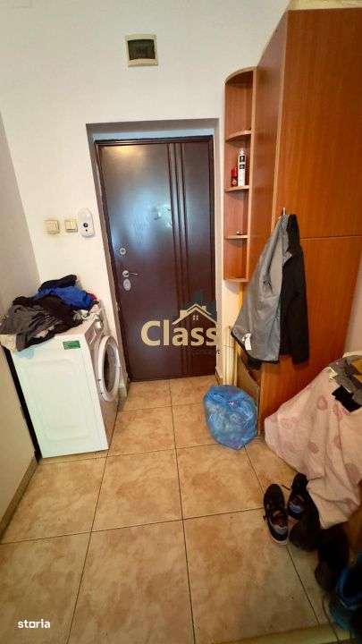 Garsoniera | Etaj intermediar | 22 mpu | Zona Lombului Dambul Rotund - Imagine principală: 2/4