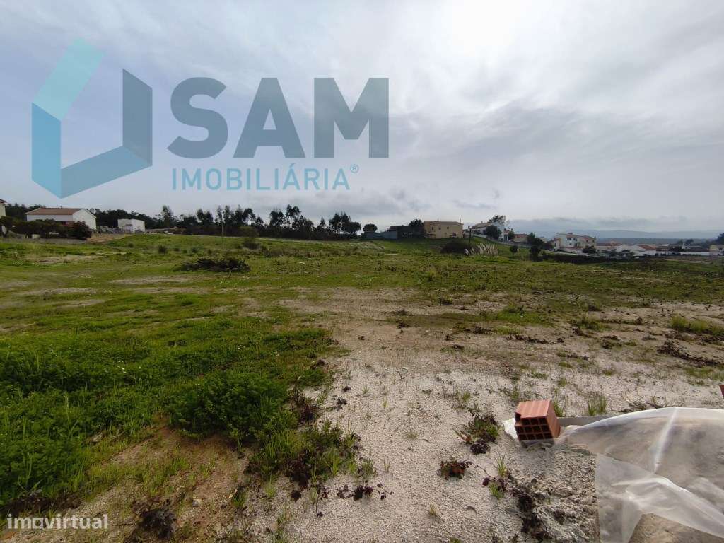 Terreno misto para construção. - Grande imagem: 4/34