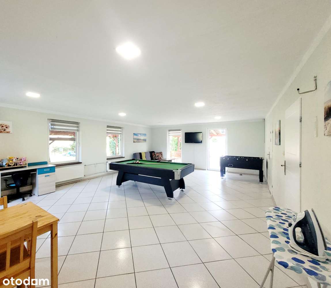 DOM NAD MORZEM - 10 pokoi z łazienkami : 331 m2 + duże poddasze - Pełny obrazek: 4/19