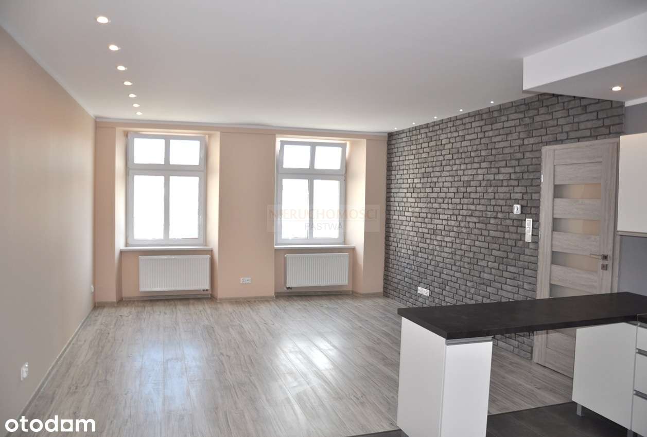 Dwupokojowe mieszkanie w centrum miasta!REZERWACJA!-0