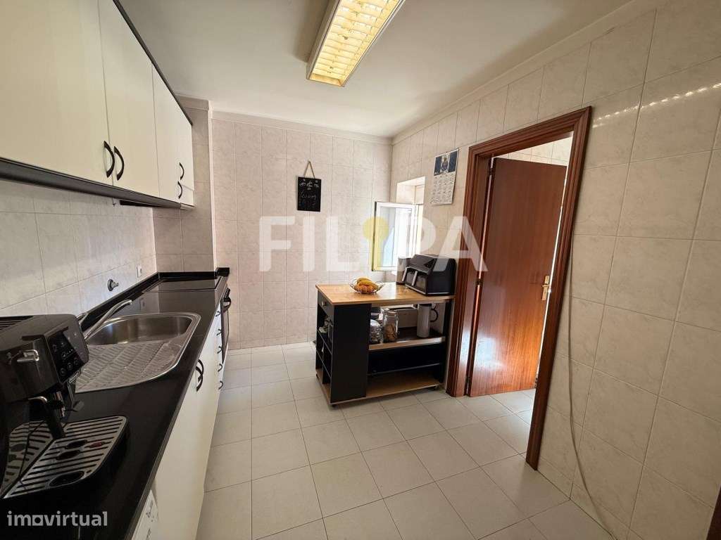 Excelente T2 em Valongo com varanda e garagem!-9