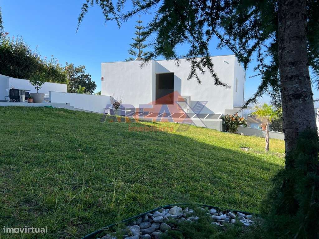 Moradia de Excelência T4 | Isolada | Vistas para a Ria de Aveiro-6