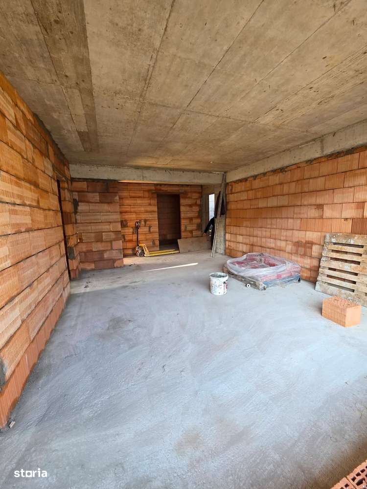 Apartament 2 camare zona Calea Moldovei-3