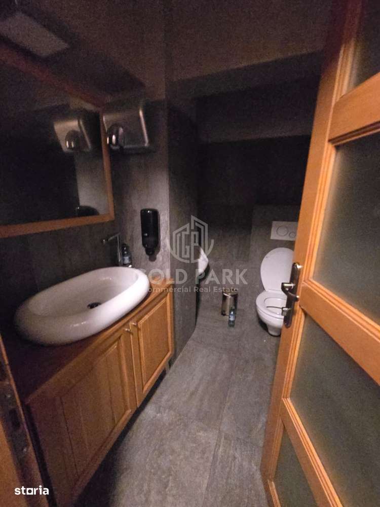 Spatiu Comercial - Ultracentral - Terasa in CF - Preluare Chiriasi !-13