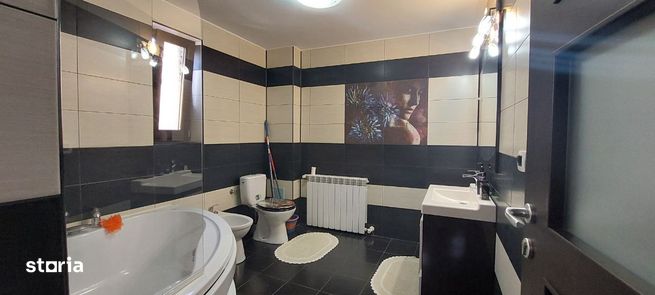 Casa perfectă pentru tine – spațioasă, confortabilă și gata de mutare!-7