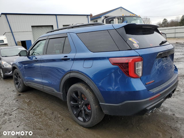 Ford Explorer - 2