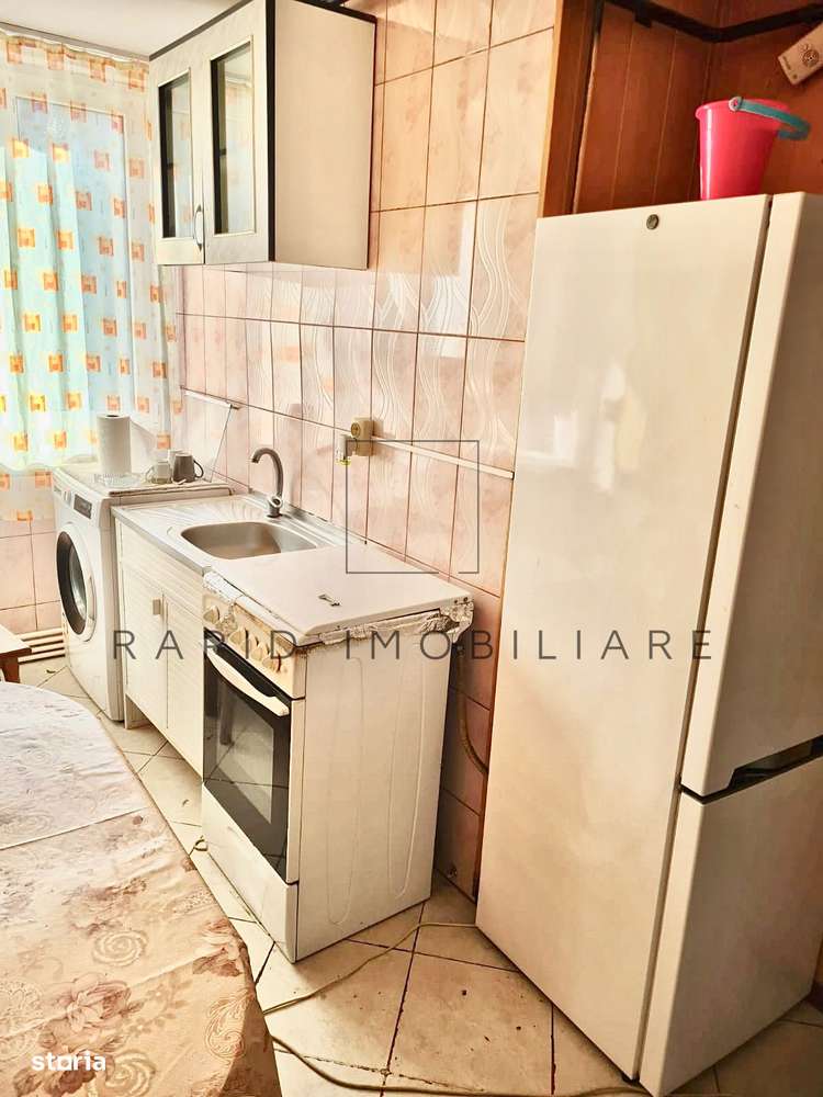 Apartament 3 Camere - Micro 19 - Etaj 3/4 - Mob + Ut - Capat Troleu - Imagine principală: 5/9