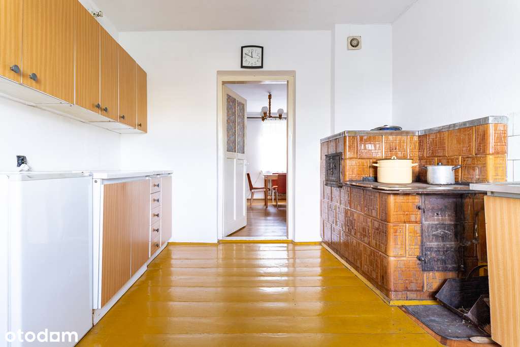 Dom z potencjałem w otoczeniu natury-17