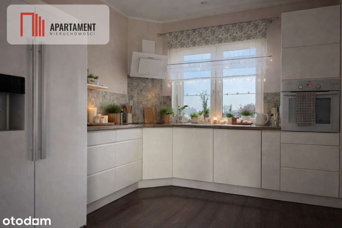 Nowoczesny dom z piękną działką-4