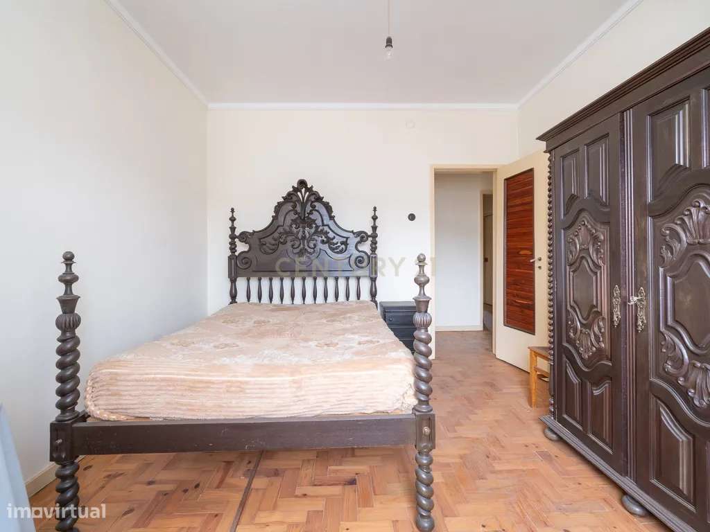 Apartamento T3+1 com garagem na Rua Verde Pinho em Coimbra-13