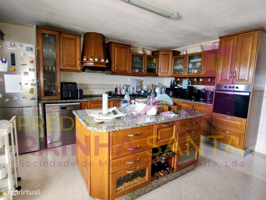 Moradia M4 com vistas panorâmicas, areas verdes, paineis solares e ...-19