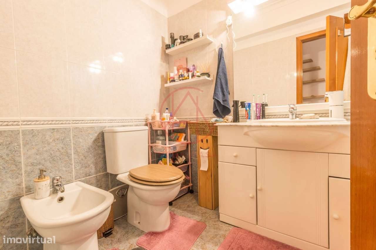 T2 Povoa de Santa Iria com varanda-26