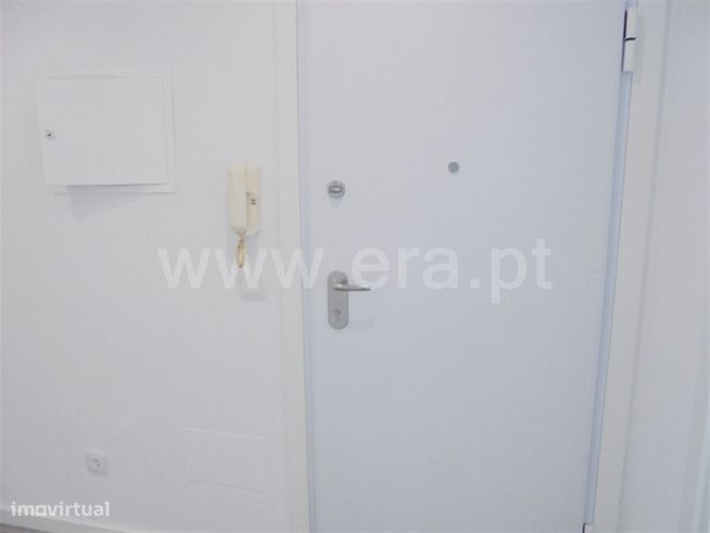 Apartamento T3; Amora-9
