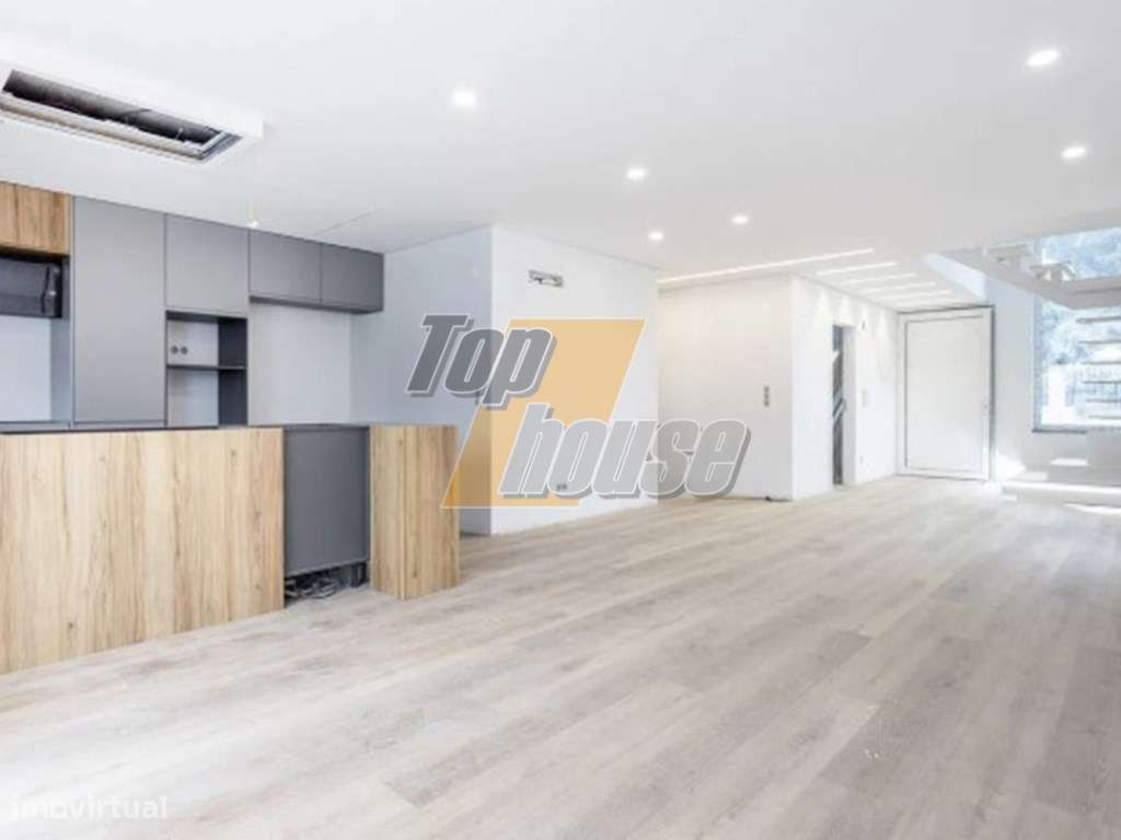 Moradia isolada V4 com piscina -Charneca de Caparica - Grande imagem: 3/23