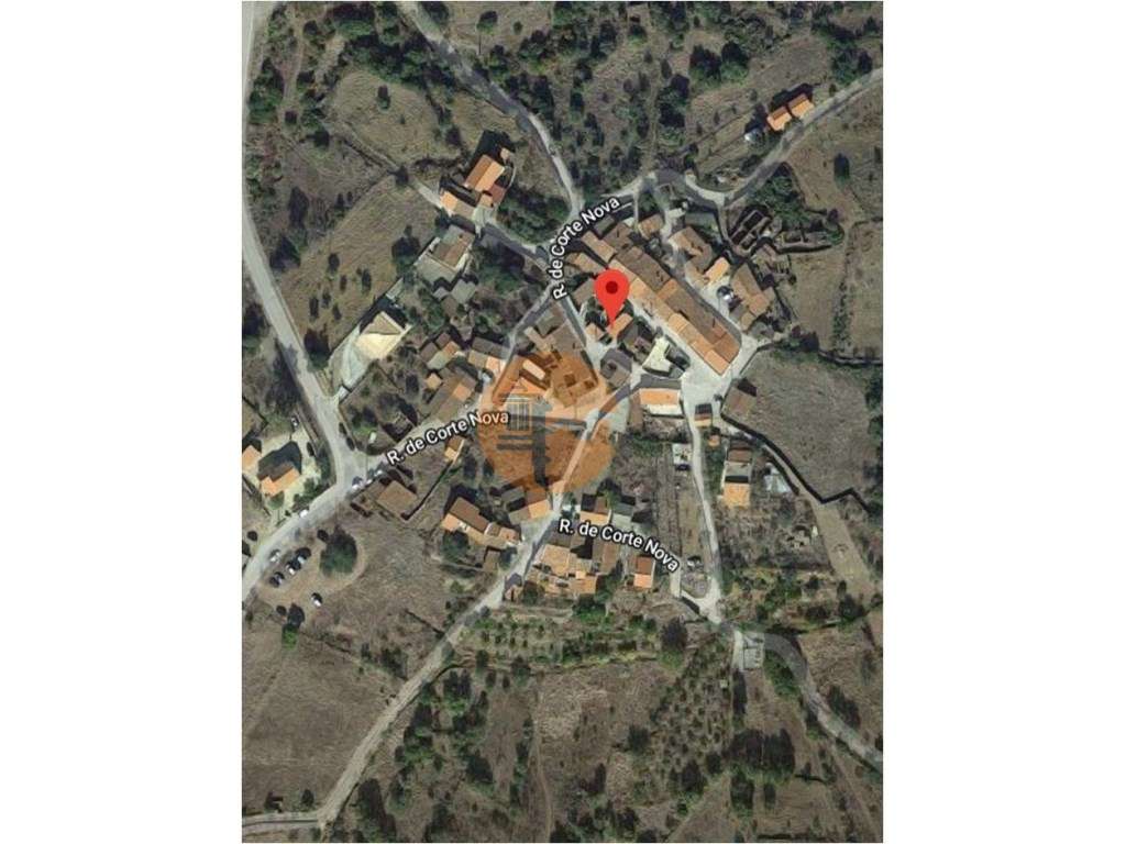 Casa Térrea com 80 m2 para reconstruir com 3 Divisões em Corte Nova... - Grande imagem: 4/20