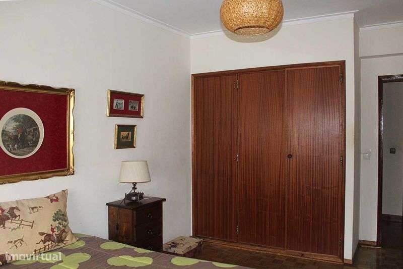 T3 Espaçoso no 1.º Andar - Grande imagem: 5/12