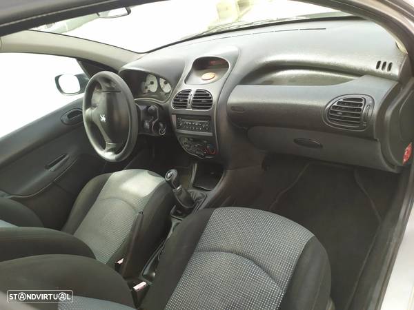 Peugeot 206 1.1 Color Line - 35