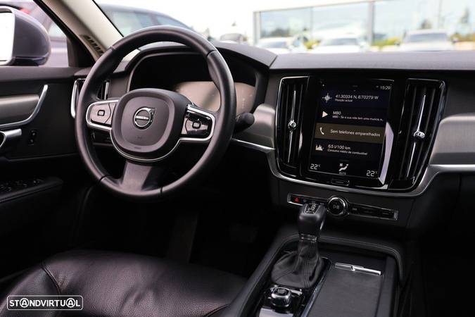 Volvo S90 2.0 D4 Momentum Geartronic - 14