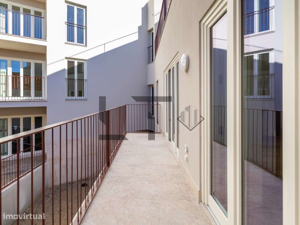 Apartamento T3 com Garagem para Venda junto à Av. da Liberdade, Lisboa - Grande imagem: 5/26