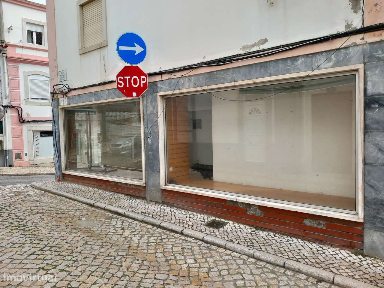 Loja / Espaço Comercial - Centro de Sesimbra - Grande imagem: 3/12